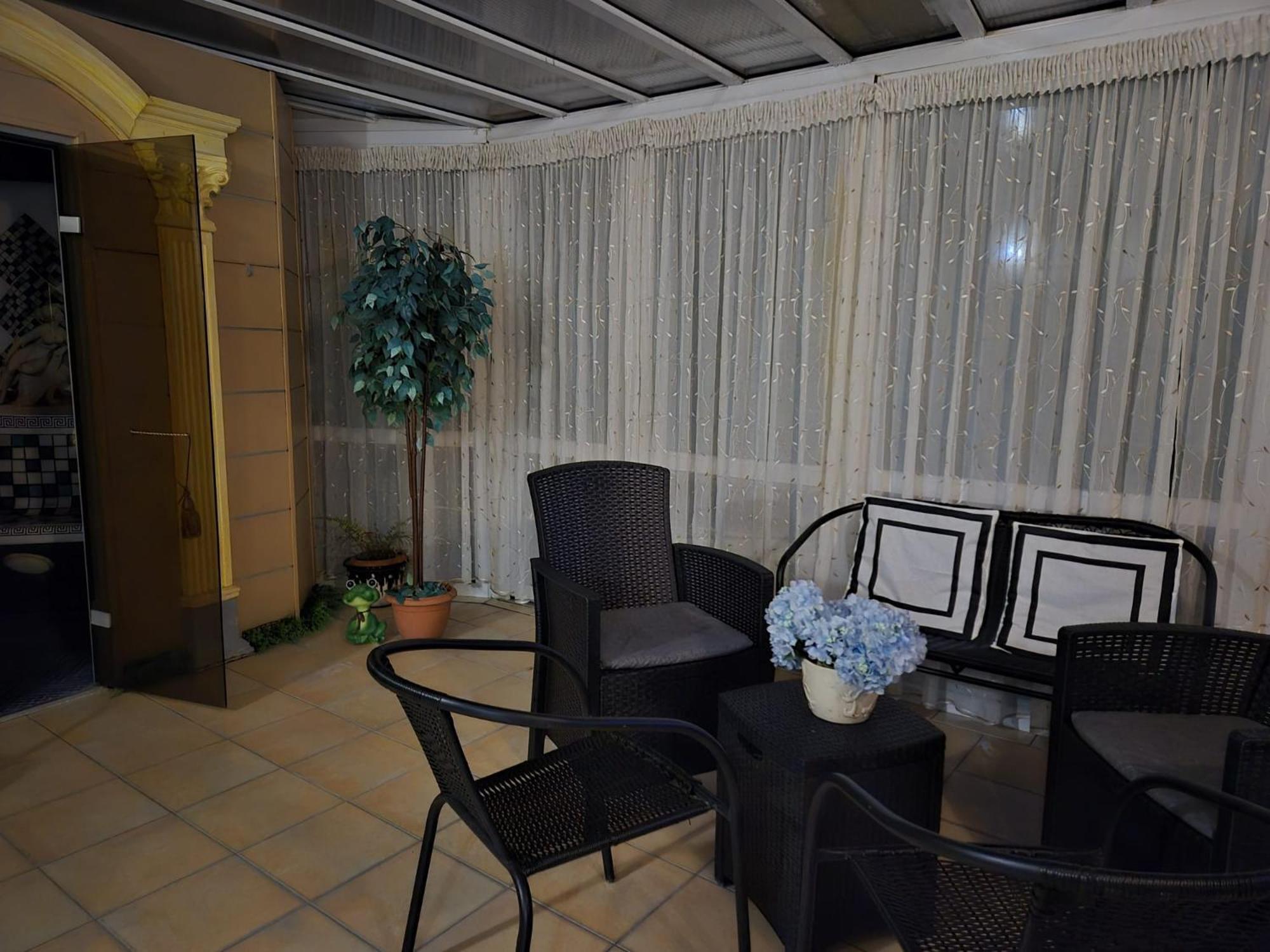 Zibi Apartment